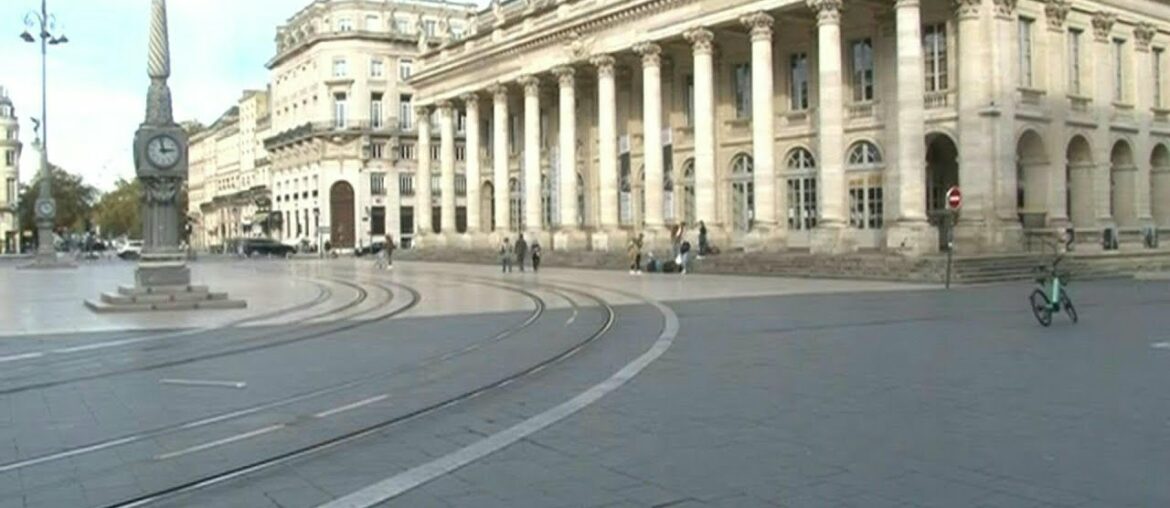 Police patrol empty streets of Bordeaux in France's first weekend of lockdown | AFP