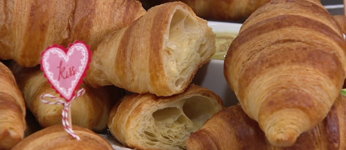 Authentic Gourmet (30) Large French Butter Croissants on QVC