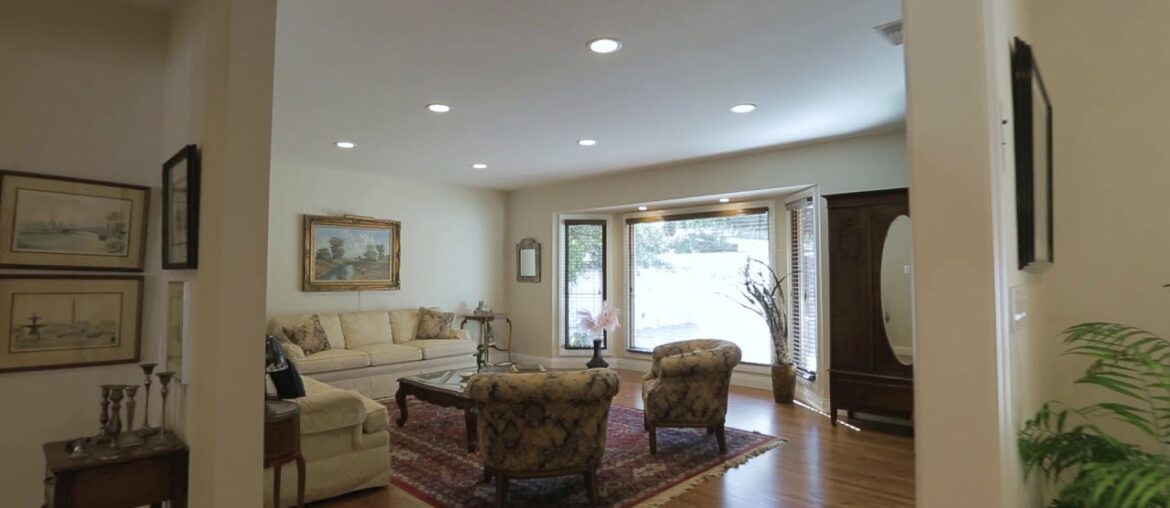 4410 Haskell Avenue 4410 Haskell Avenue