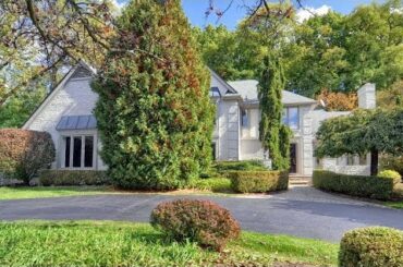 290 Wilshire Dr, Bloomfield Hills, MI - 2200090446