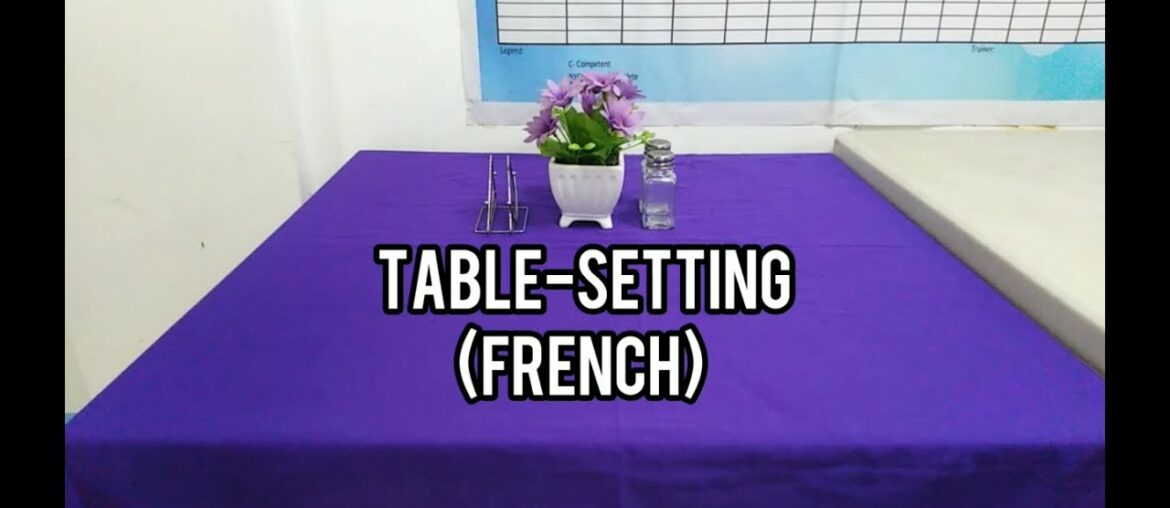 Table Setting (French)