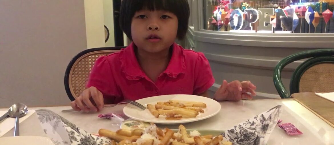 French Fries with Shredded Cheese at BO DINING (BO all day dining). Julia rates 10/10 for the fries.