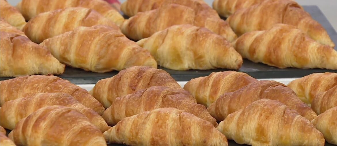 Authentic Gourmet (30) Large French Butter Croissants on QVC
