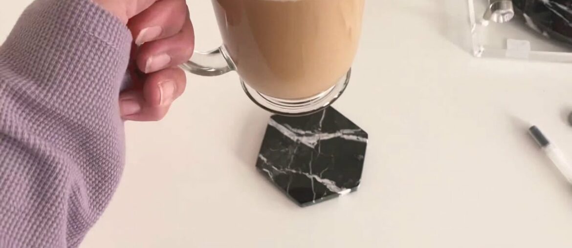 Turning a credenza in to a mini desk Turning a credenza in to a mini desk