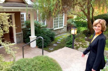 Virtual Open House | 375 Quayle Road, Victoria, BC, Canada