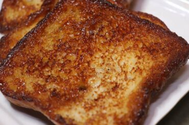 Super Easy Eggless French Toast Recipe