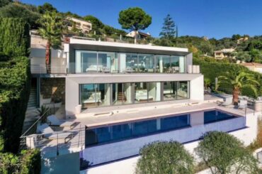 Outstanding Property On The Market in Villefranche-sur-Mer France