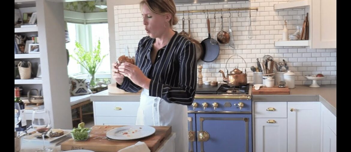 A Brioche Hamburger Complete with Luxurious French Delights: Balsamic Relish & Garlic-Herbed Spread A Brioche Hamburger Complete with Luxurious French Delights: Balsamic Relish & Garlic-Herbed Spread