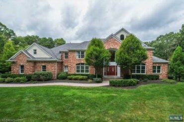 New Residential listing for sale found at 5 Julia Court, Boonton Township, NJ 07005