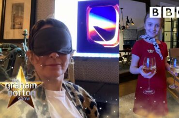 Tina Fey’s kids gave her an airline dining experience at home! | The Graham Norton Show - BBC