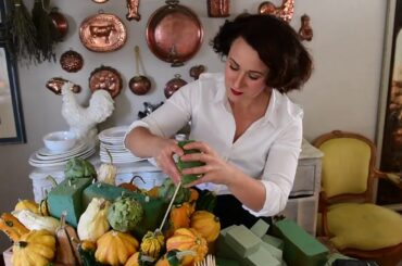 My 2020 AFFORDABLE Thanksgiving Centerpiece | WINE CRATE | No Waste  | PARISIENNE FARMGIRL