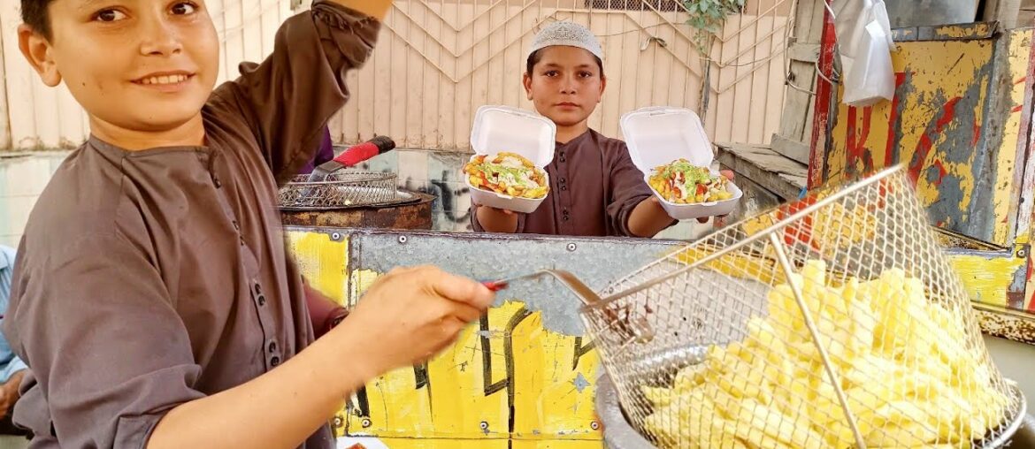 12 Yrs Old Hardworking Afghan Kid Selling FRENCH FRIES | How to Make French Fries | Karachi Food