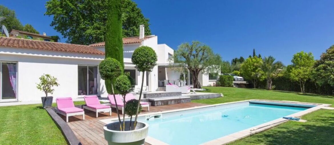 Attractive Property For Sale in Mougins France Attractive Property For Sale in Mougins France