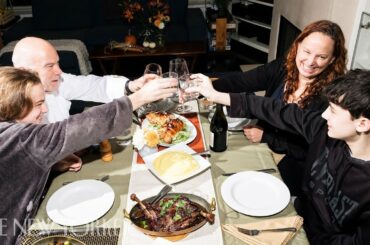 Bill Buford and His Sons Cook Thanksgiving Dinner with a French Twist | The New Yorker