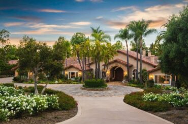 17550 Via De Fortuna Rancho Santa Fe, CA 92067 | Listed by: Linda Sansone