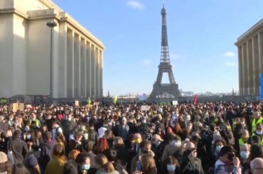 Protest in France against a law that would restrict publishing images of police officers | LIVE