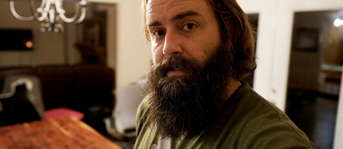 We Are Halfway There! | Farmhouse Table Build | Vlog