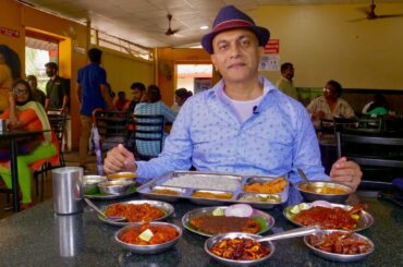 Lunch At Mangalore’s Most Popular SEAFOOD Restaurant, MACHALI | Crab Ghee Roast Prawn Fry Fish Curry