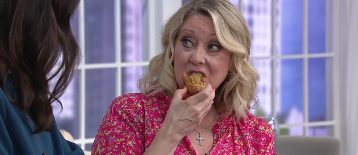 Authentic Gourmet 15 Large French Apple Strudels on QVC