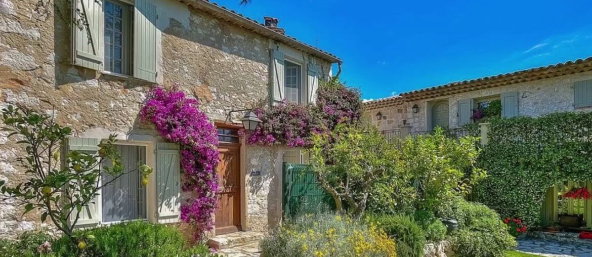 Beautiful Property For Sale in La Colle sur Loup France