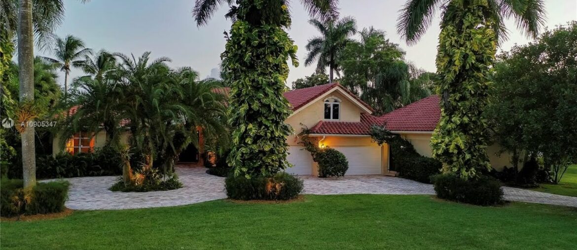 16900 SW 274 St for sale in Homestead, FL 33031 - Residential