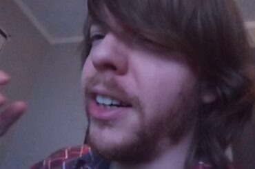 merry Christmas _ Franzia Pinot Grigio Colombard wine review _ what is it? idk I don't speak french