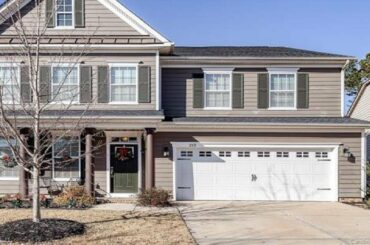 213 Blossom Ridge Drive, Mooresville, NC Presented by Brigitte Perry.