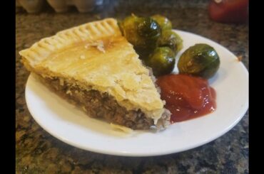 how to make TOURTIERE meat pie - French Canadian recipe with venison and wild hog