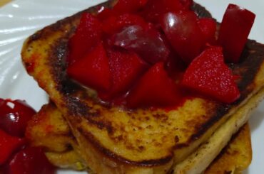 French Toast with Apple Compote