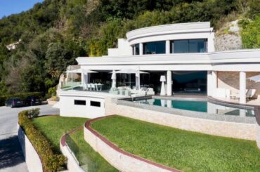 For sale - Villefranche-sur-Mer France