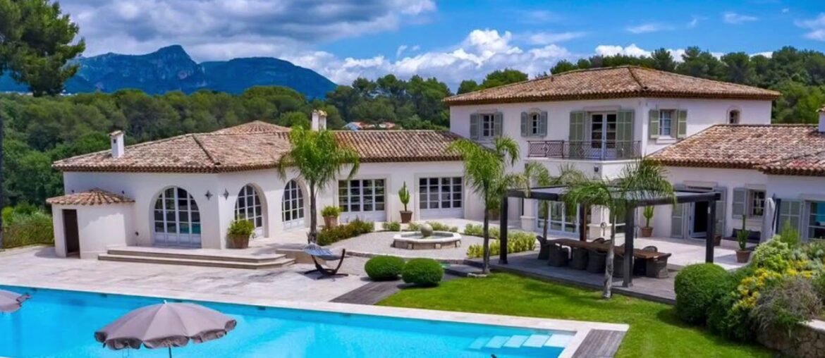 Outstanding Luxury Property For Sale in Saint Paul de Vence France Outstanding Luxury Property For Sale in Saint Paul de Vence France