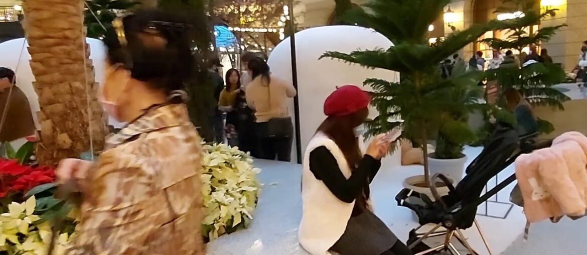 LINE DECORATIONS / BELLAVITA MALL TAIPIE LINE DECORATIONS / BELLAVITA MALL TAIPIE