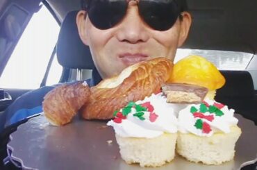 GOURMET PASTRY CAR MUKBANG