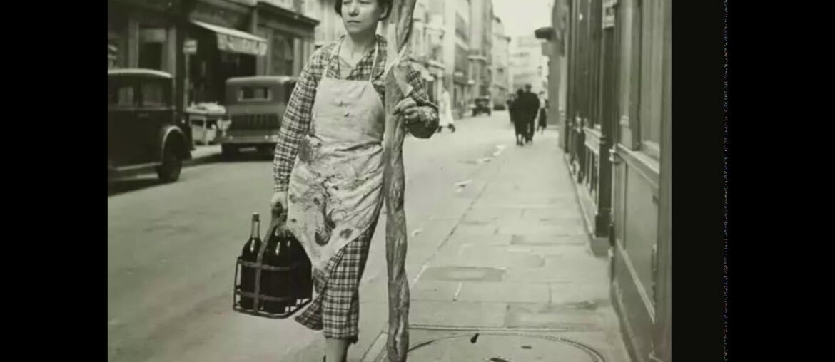 What is wrong with this picture : Longest French Baguette Ever