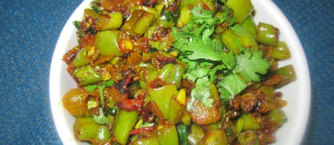 Green Beans Recipe- French Beans Recipe- Beans ki Sabji by Indian Yotuber Priyanka