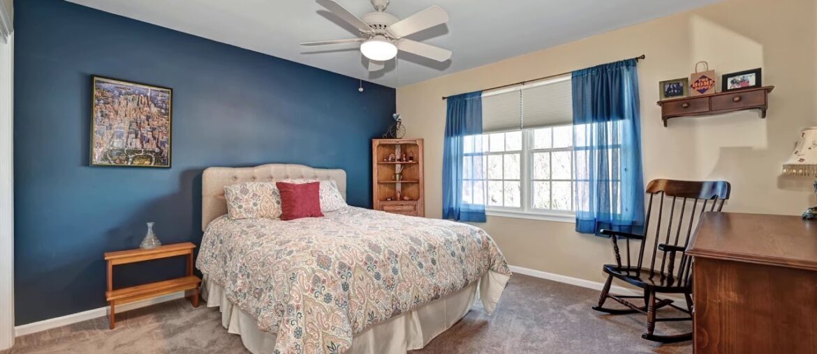 14 Windward Way, Red Bank, NJ 14 Windward Way, Red Bank, NJ