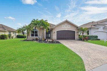 10711 Fieldfair Drive, Naples, FL, 34119