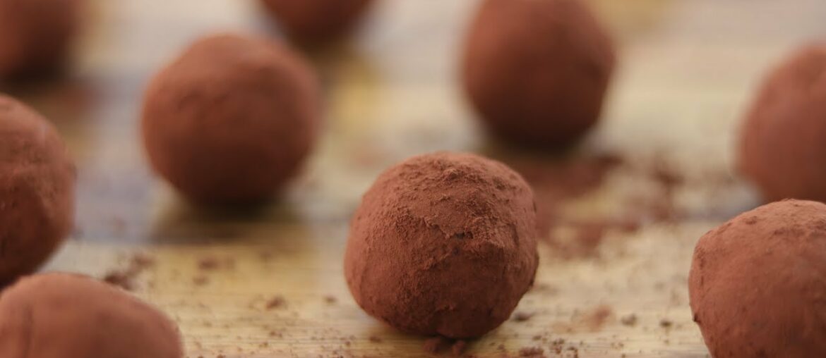 Classic Chocolate Truffles Recipe | How to Make Chocolate Truffles Classic Chocolate Truffles Recipe | How to Make Chocolate Truffles