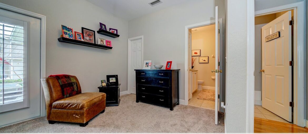 241 1st Ave SW, Largo, FL 241 1st Ave SW, Largo, FL