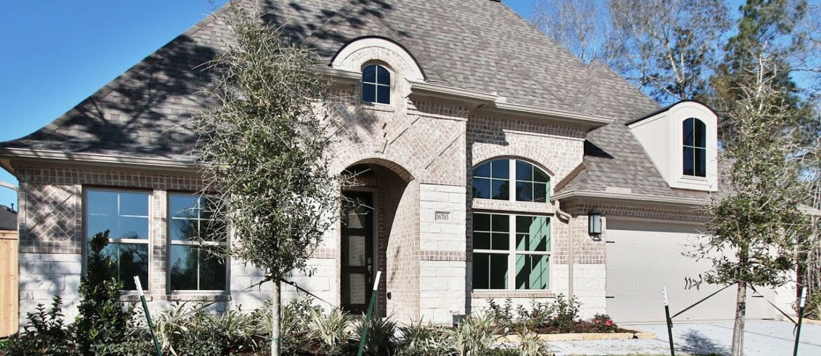 Perry Homes in The Groves – 16703 Ruellia Field Road Perry Homes in The Groves - 16703 Ruellia Field Road