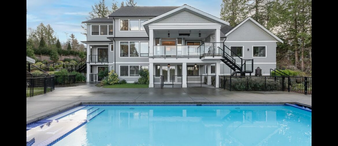 16813 30A Avenue, South Surrey 16813 30A Avenue, South Surrey