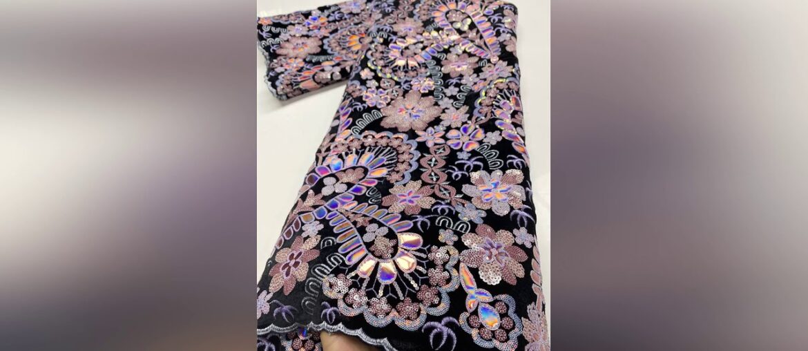Top Velvet Lace Fabric With Sequins African Lace Fabric 2020 High Quality Nigerian French Lace Fabr Top Velvet Lace Fabric With Sequins African Lace Fabric 2020 High Quality Nigerian French Lace Fabr