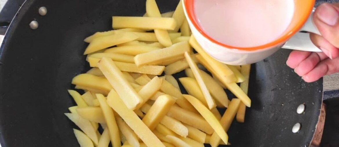 Homemade Crispy Fries Recipe | How To Make Crispy French Fries Recipe | Khana Aur Sajana With Attiqa