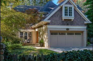 322 Watson Avenue, Oakville, ON - Sotheby's International Realty Canada