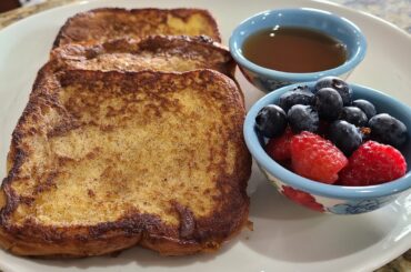 French toast ! Breakfast Recipe ! French cuisine ! How to make French toast Recipe!