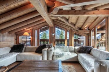 Traditional Chalet For Sale in Courchevel France