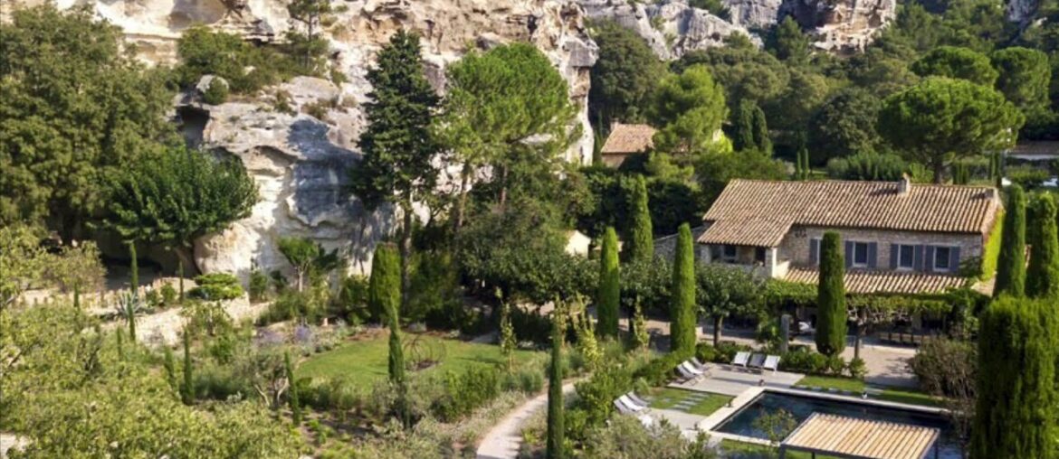 Outstanding Property For Sale in Les Baux de Provence France
