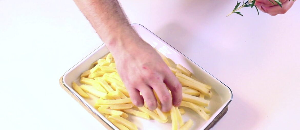 SKINNY FRIES WITH ROSEMARY || MR. W COOK-A-LONGS (SIDES) SKINNY FRIES WITH ROSEMARY || MR. W COOK-A-LONGS (SIDES)