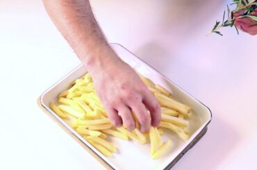 SKINNY FRIES WITH ROSEMARY || MR. W COOK-A-LONGS (SIDES)