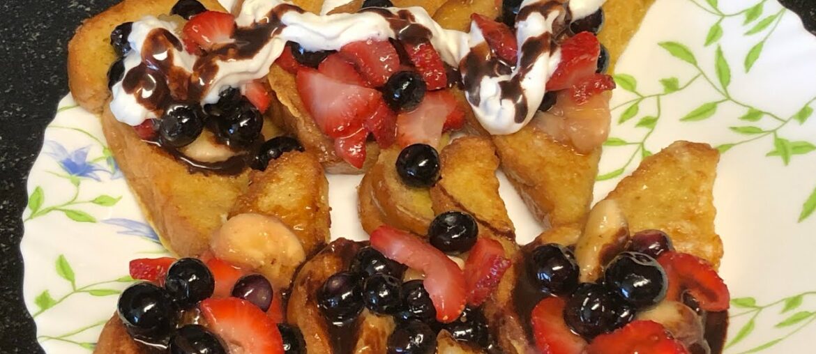 Super delicious Fruity French Toasts/Urdu/hindi recipe with Kitchen Classic.